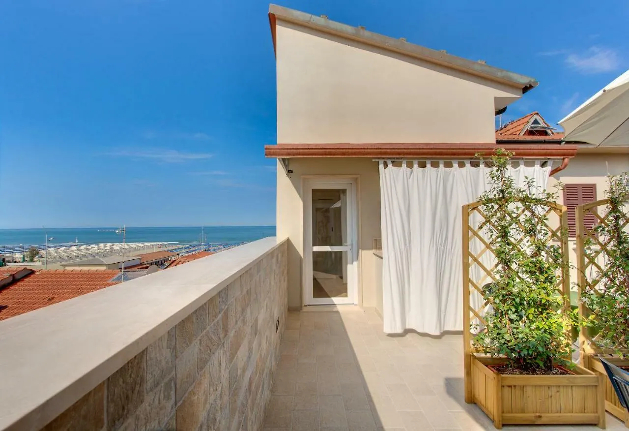 Apartment Residence Sea View Biagi Lido di Camaiore