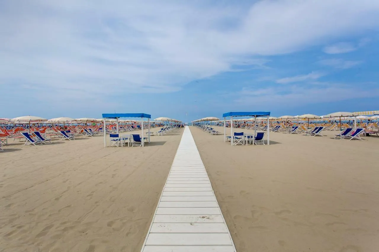 Residence Sea View Biagi Lido di Camaiore Italy